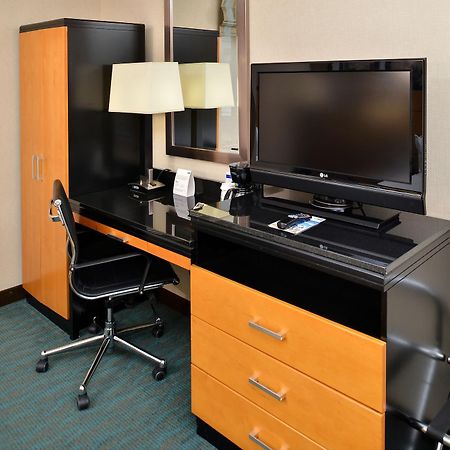 Holiday Inn Express Kennedy Airport, An Ihg Hotel Nova York Exterior foto