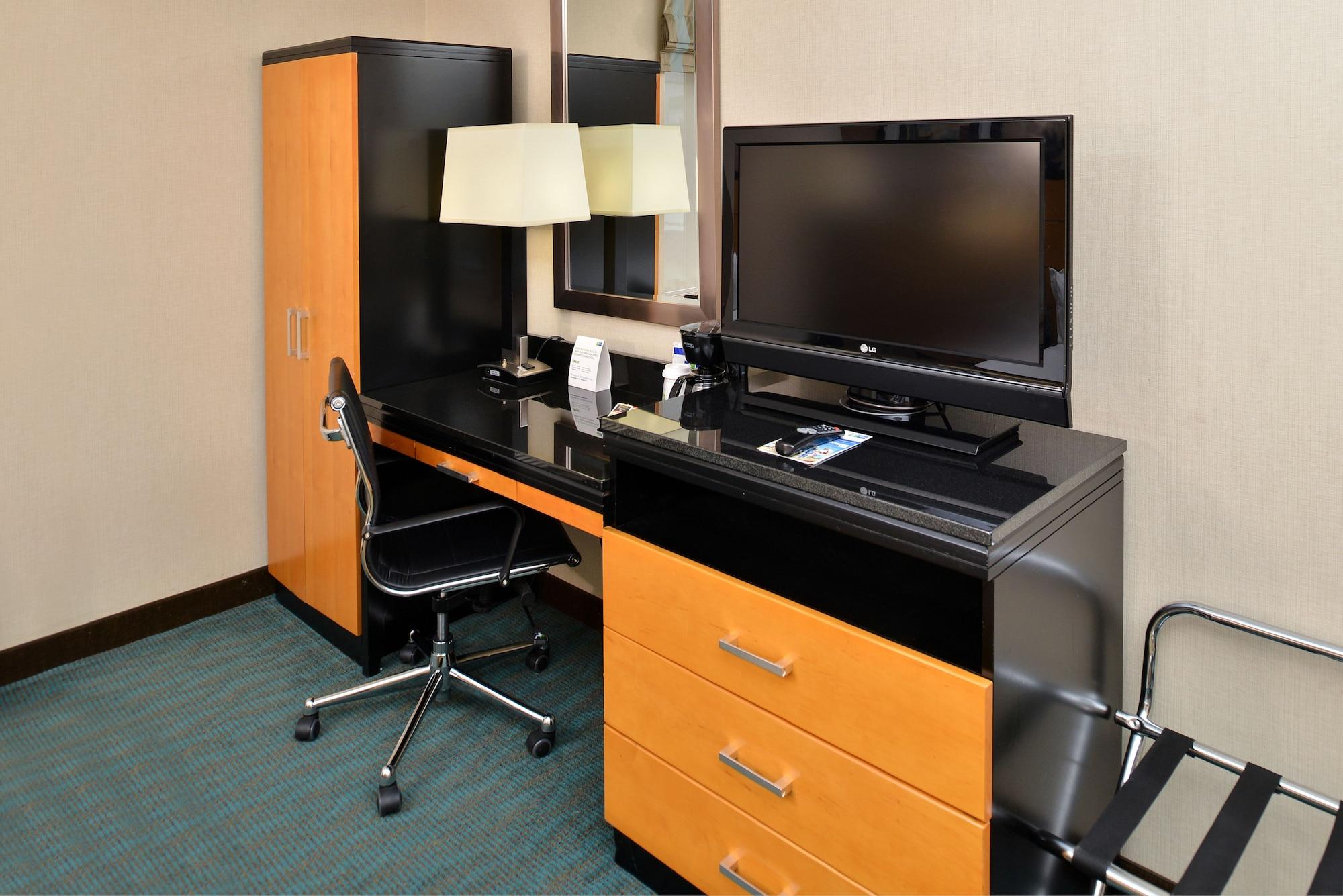 Holiday Inn Express Kennedy Airport, An Ihg Hotel Nova York Exterior foto