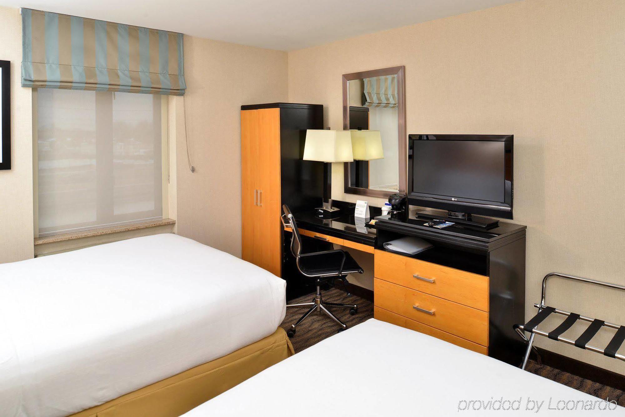 Holiday Inn Express Kennedy Airport, An Ihg Hotel Nova York Exterior foto