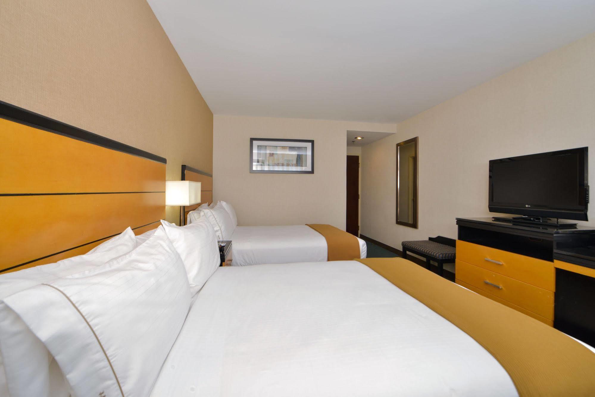 Holiday Inn Express Kennedy Airport, An Ihg Hotel Nova York Exterior foto